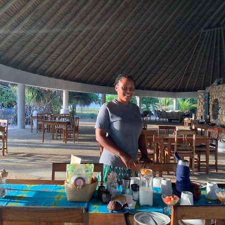 Emayani Beach Lodge Pangani Luaran gambar