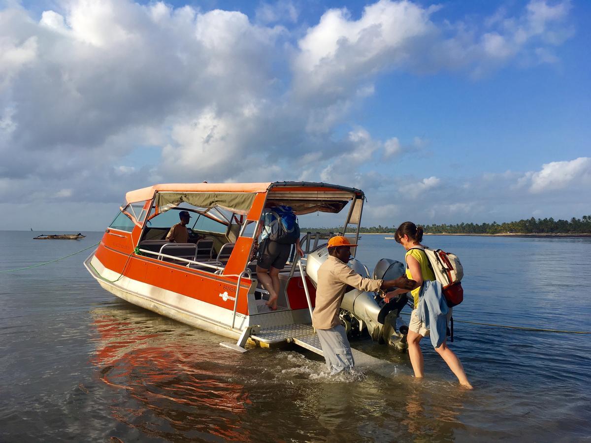 Emayani Beach Lodge Pangani Luaran gambar